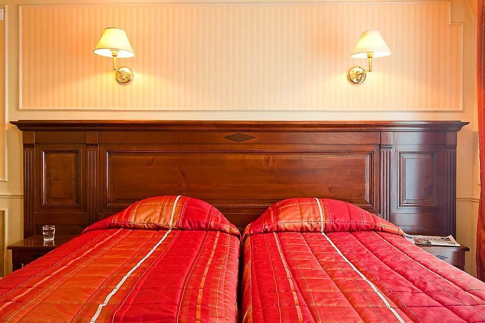 Hotel Touring Opera Paris França