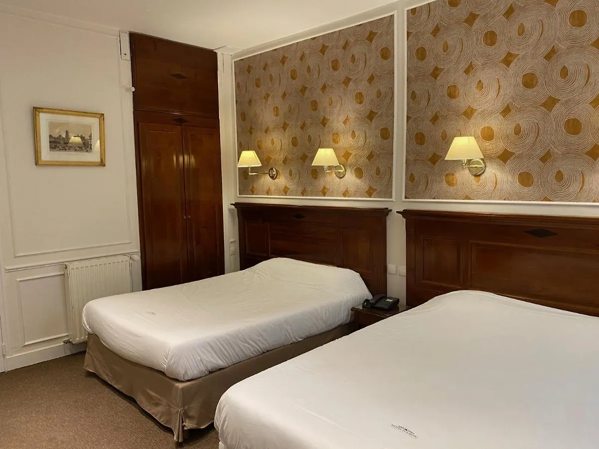 Hotel Touring Opera Paris 3*,