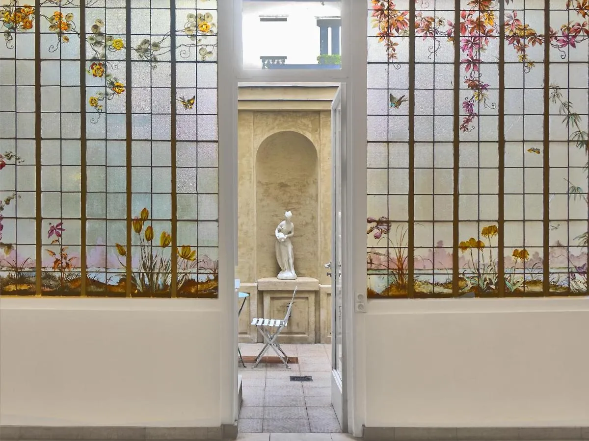 Hotel Touring Opera Paris